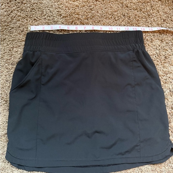 Columbia Women's Black Skirt - Picture 3 of 8